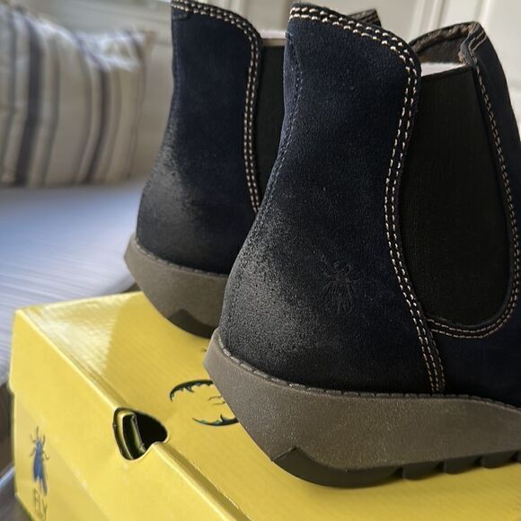 FLY LONDON WOMEN’S SALV BOOTS OIL SUEDE NAVY SIZE 42 NEW IN BOX - Picture 12 of 12